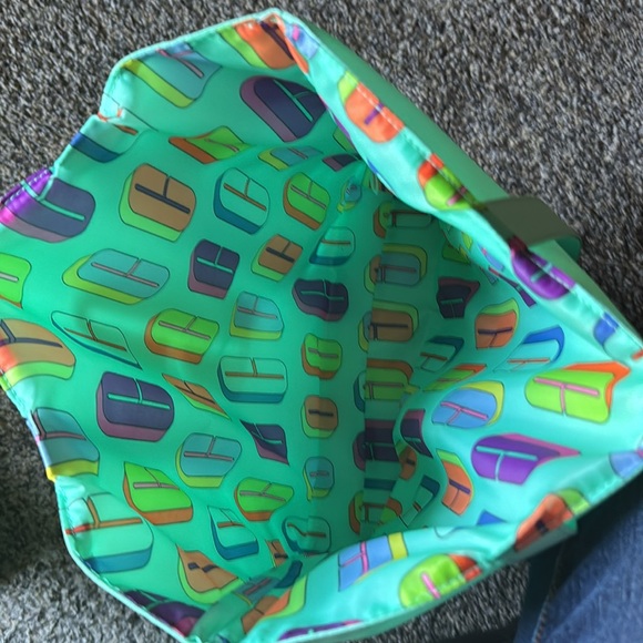 Clinique Logo C Colorful Rainbow Large Shopping Shoulder Tote Bag Light Green - Picture 4 of 4